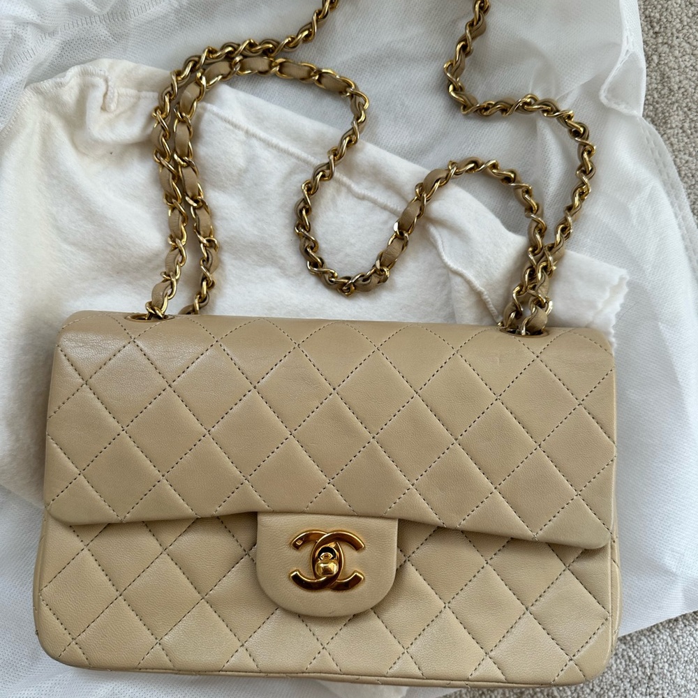 Chanel vintage small classic flap bag beige lamb skin